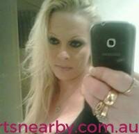 sexy--blonde-australian--transexual-party-gal